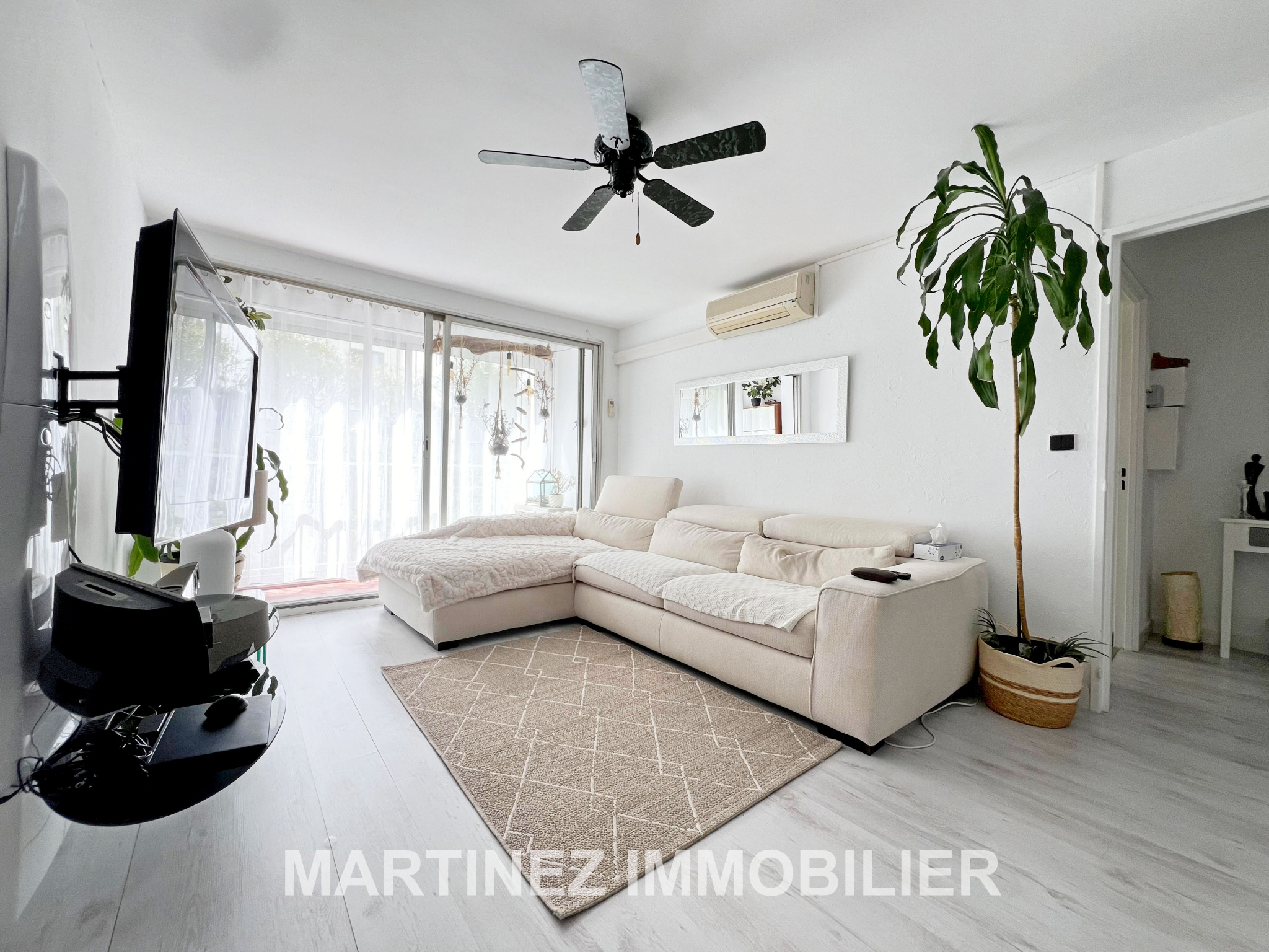 Vente Appartement 63m² 3 Pièces à Saint-Laurent-du-Var (06700) - Martinez Immobilier